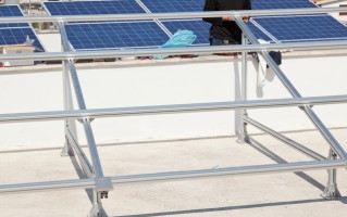 爱康科技股票 “光伏配件第一股”被罚1200万元，实控人终身禁入证券市场